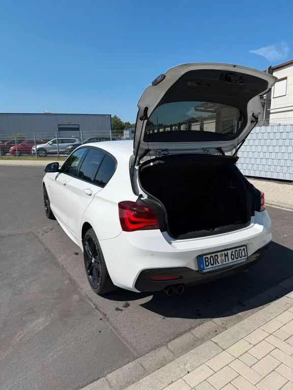 BMW 120
