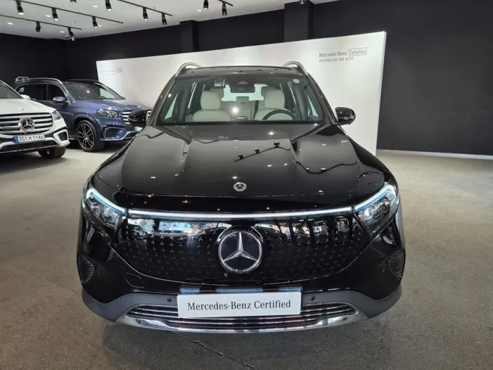 Mercedes-Benz EQB