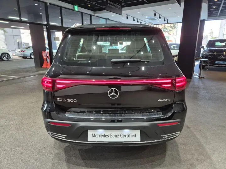 Mercedes-Benz EQB