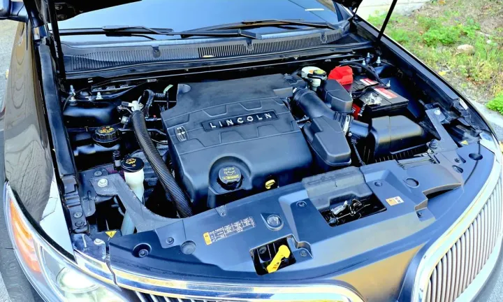 Lincoln MKS