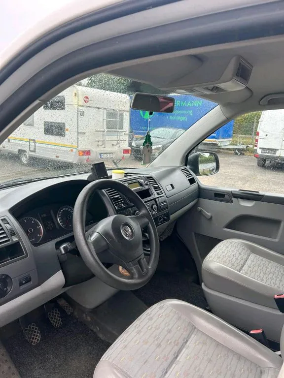 Volkswagen T5 Transporter