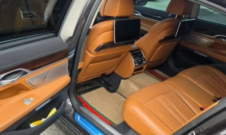 BMW 7-Series