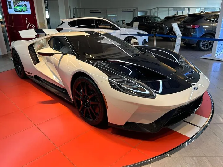 Ford GT