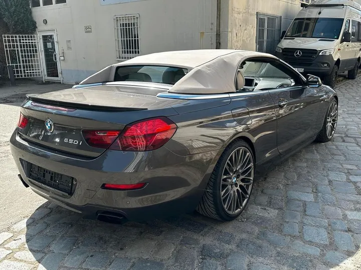 BMW 650
