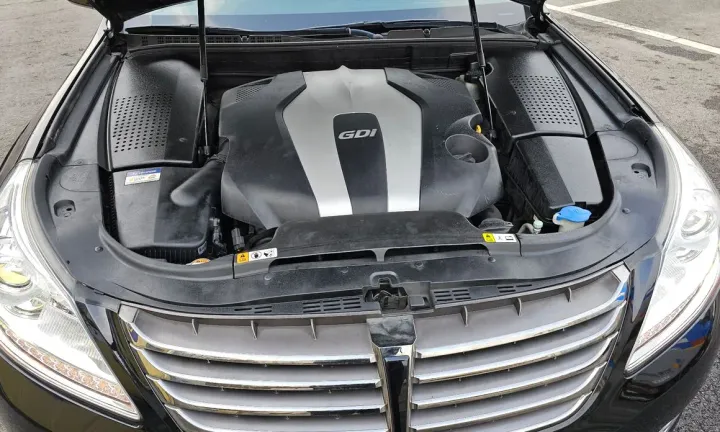 Hyundai Equus