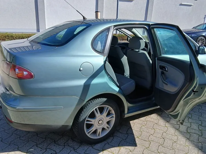Seat Cordoba