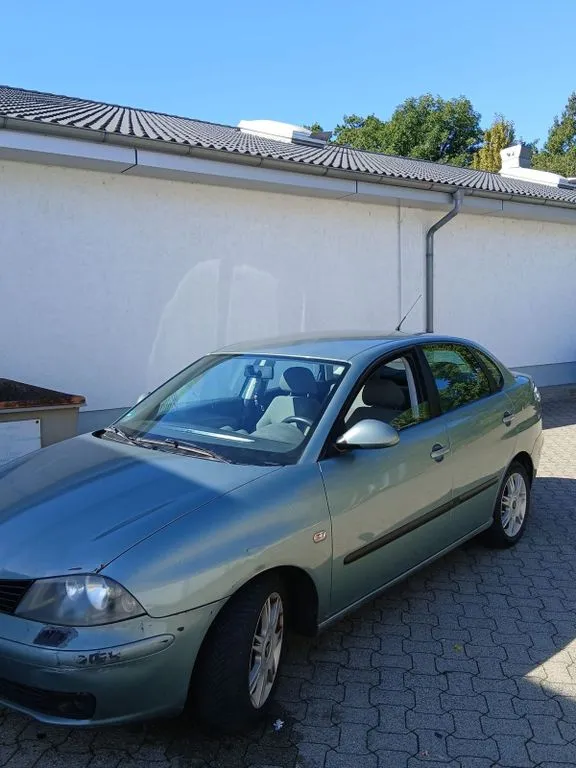 Seat Cordoba