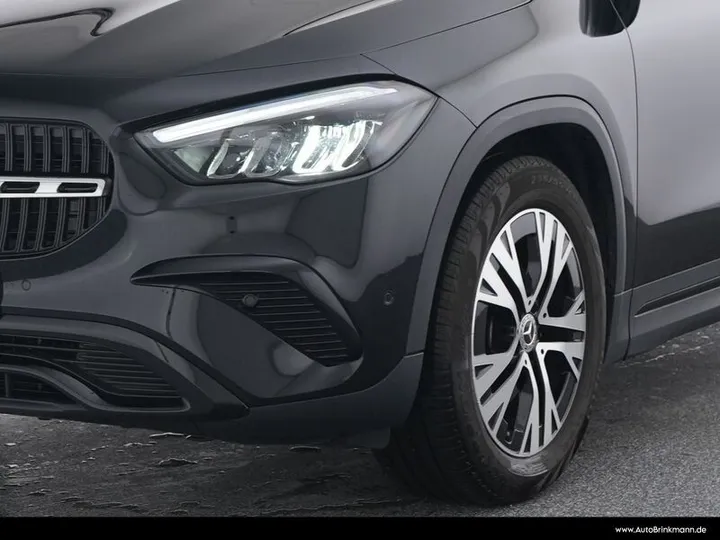 Mercedes-Benz GLA 180