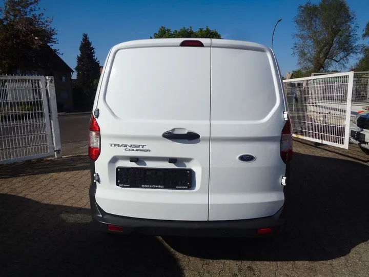 Ford Transit Courier