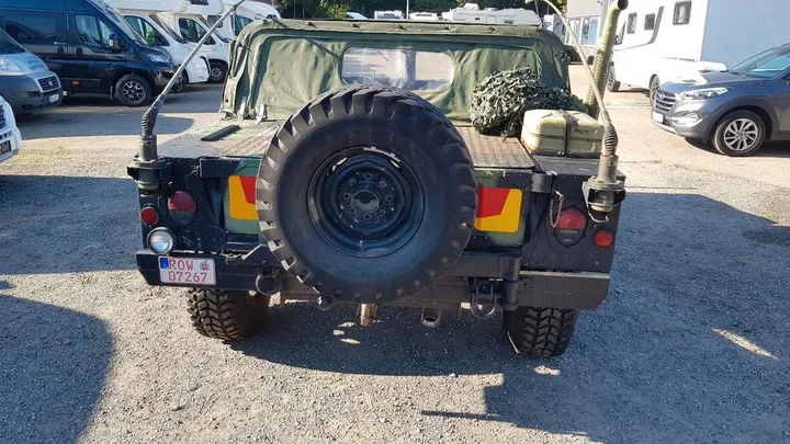Hummer H1