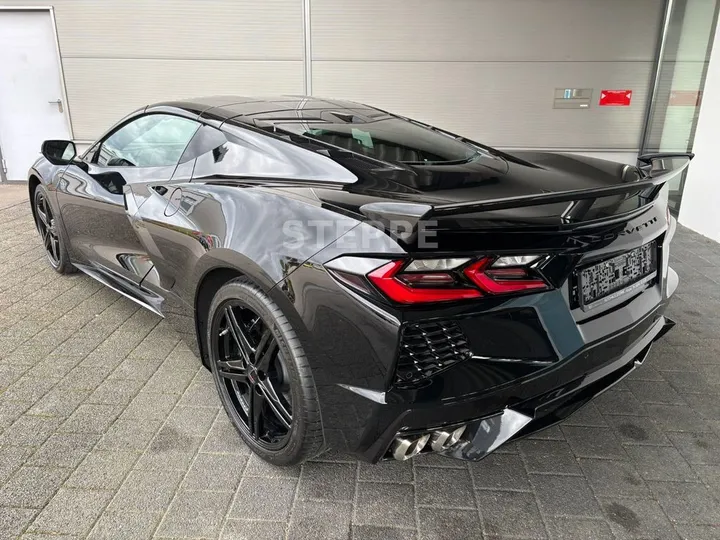 Corvette C8