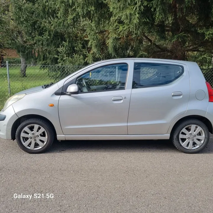 Nissan Pixo
