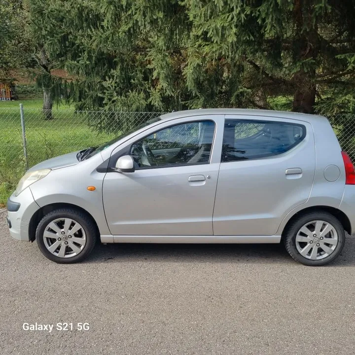 Nissan Pixo