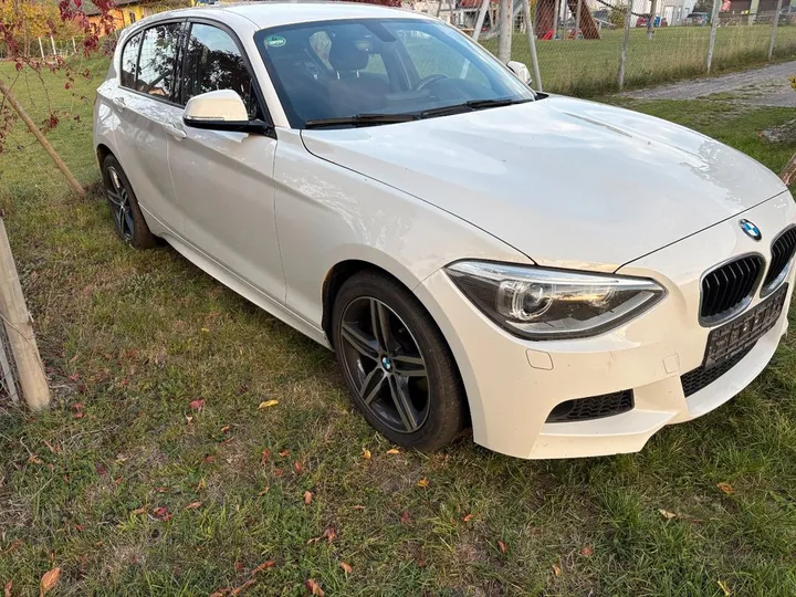 BMW 120