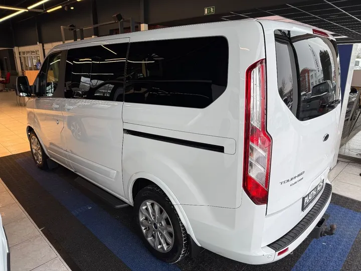 Ford Tourneo Custom