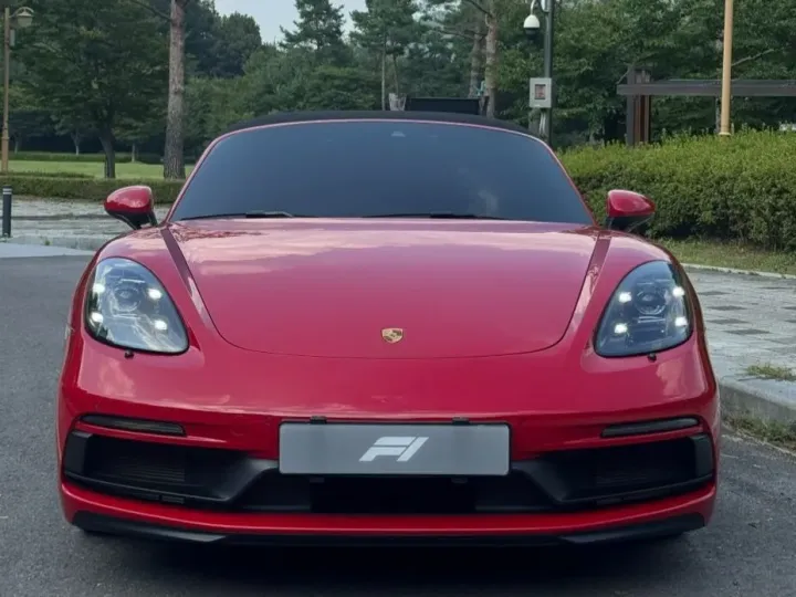 Porsche 718