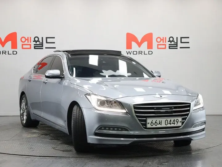 Hyundai Genesis