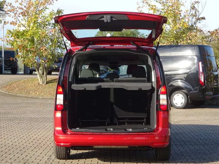 Ford Grand Tourneo