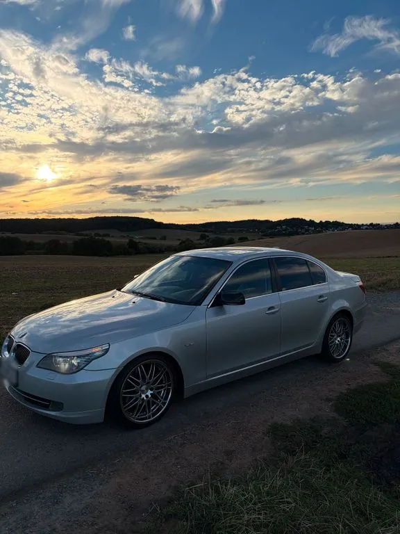 BMW 525