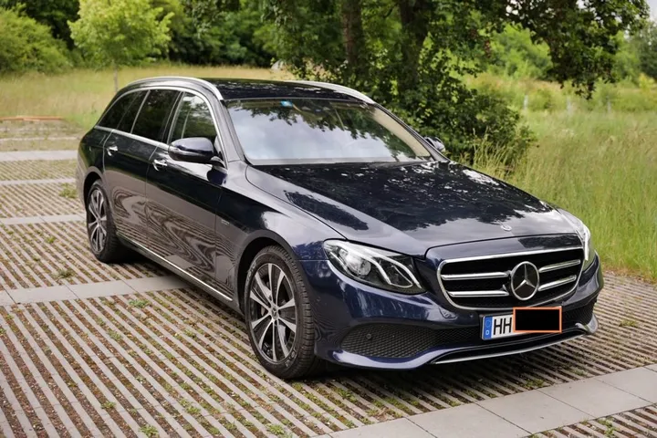 Mercedes-Benz E 300