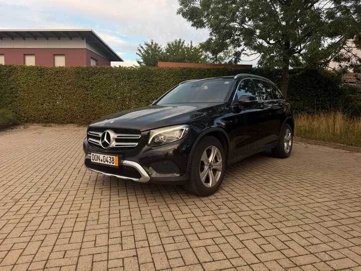 Mercedes-Benz GLC 220