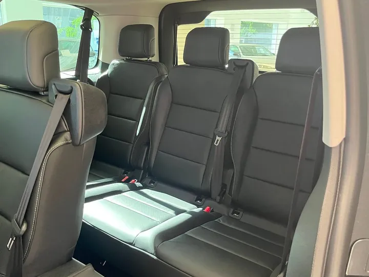 Peugeot Traveller