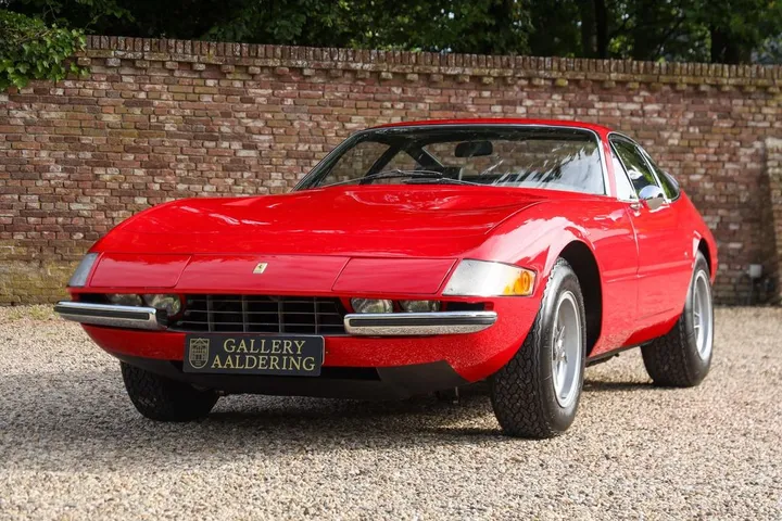 Ferrari 365