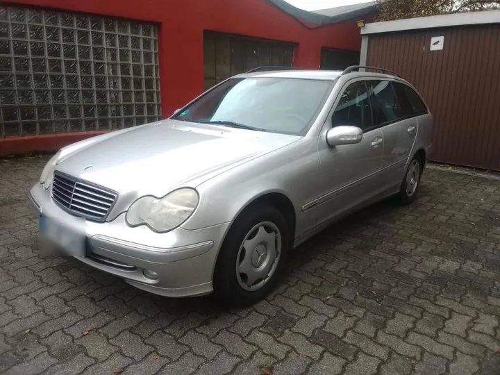 Mercedes-Benz C 200