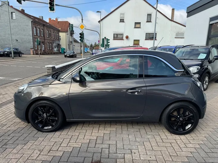 Opel Adam