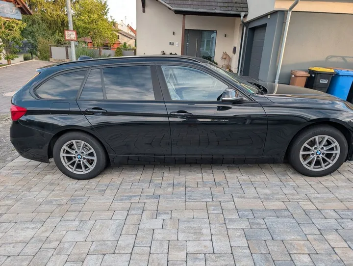 BMW 320