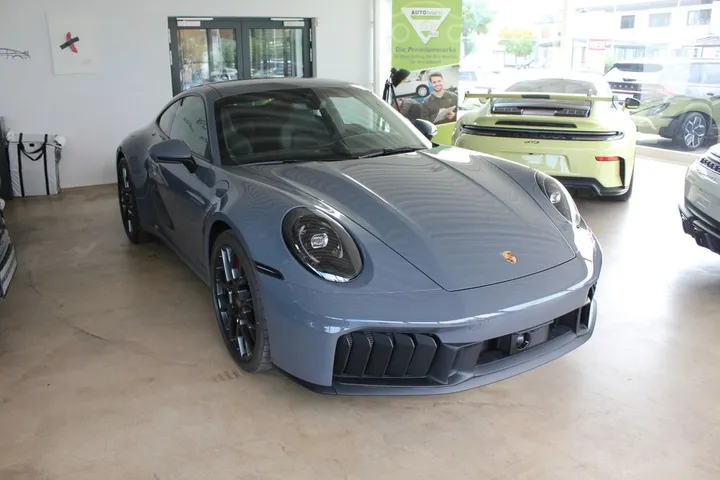 Porsche 992