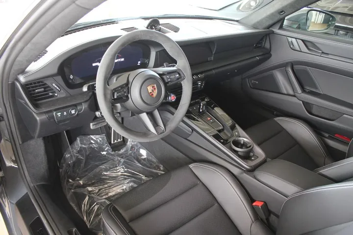Porsche 992