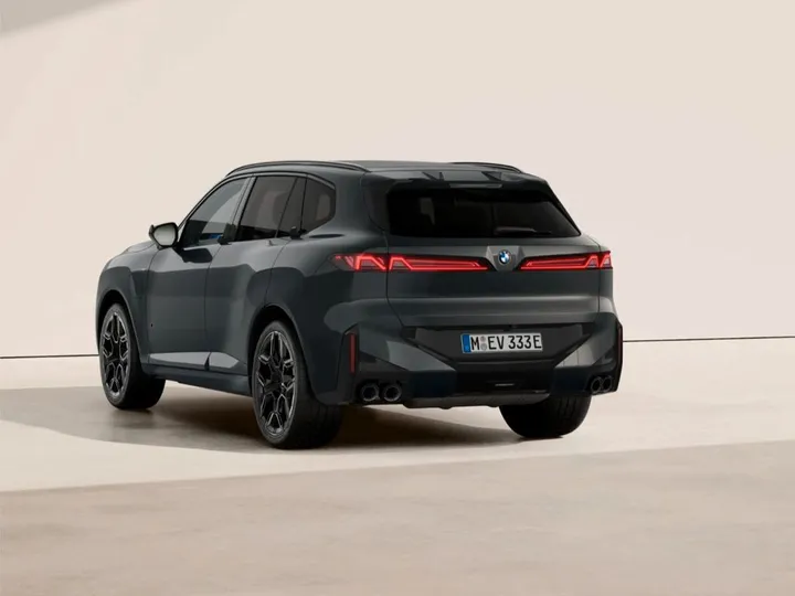 BMW X5 M60