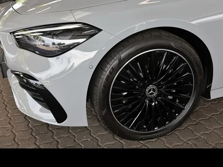 Mercedes-Benz CLE 300