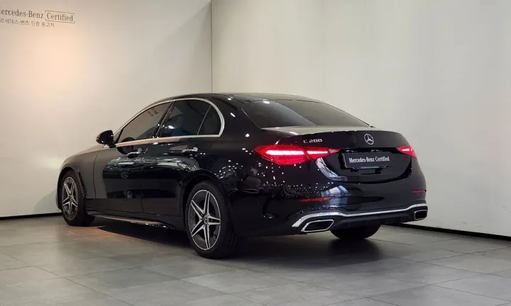 Mercedes-Benz C-Class