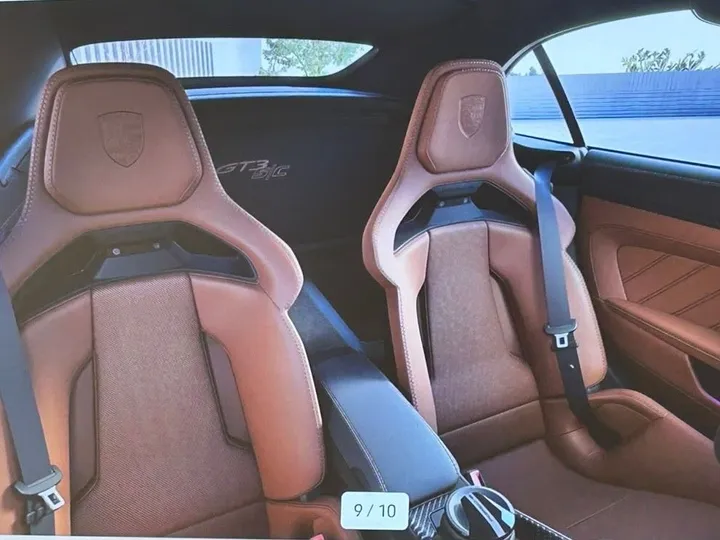 Porsche 992