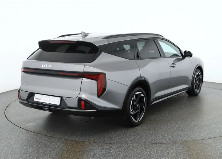 Kia K4