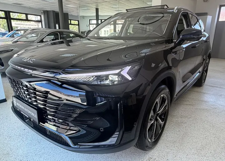 BAIC Beijing X75