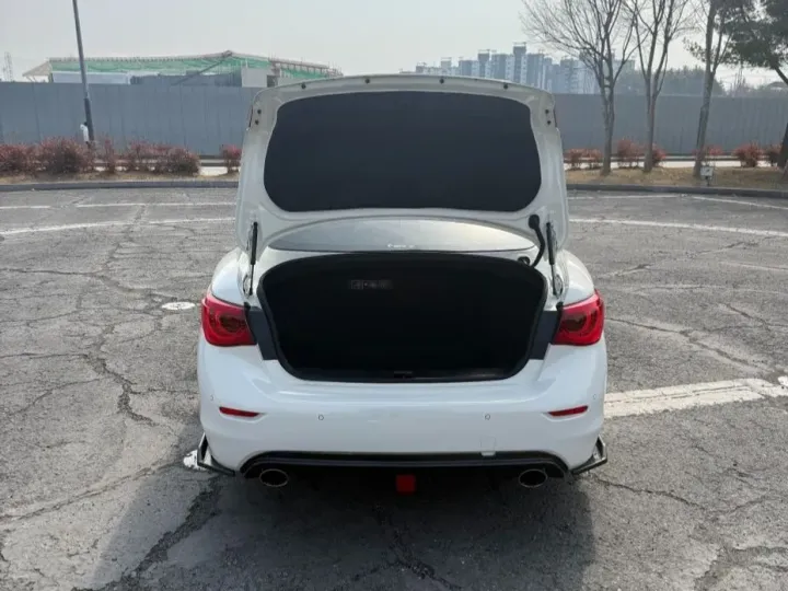 Infiniti Q50