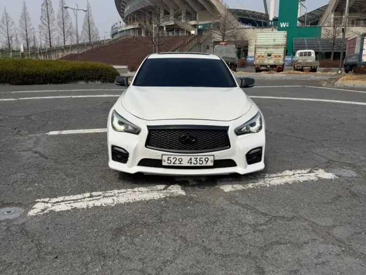 Infiniti Q50