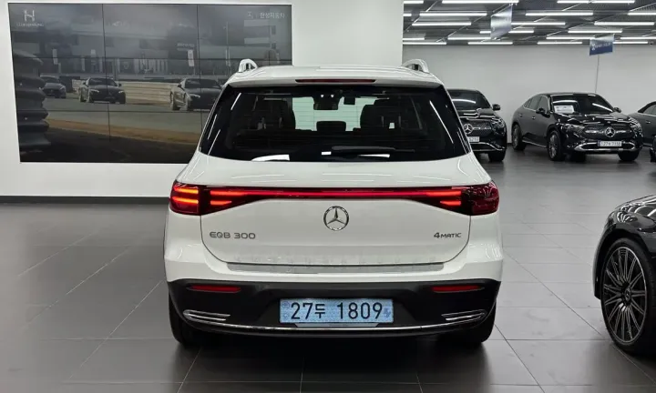 Mercedes-Benz EQB