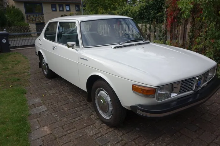 Saab 99