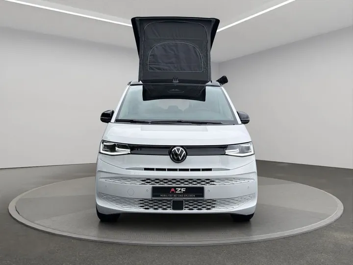 Volkswagen T7 California