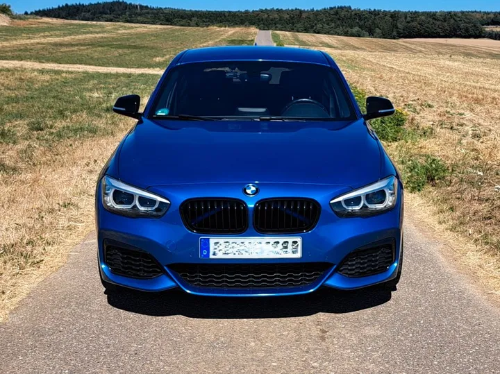 BMW M140i