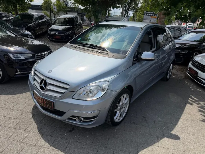 Mercedes-Benz B 170