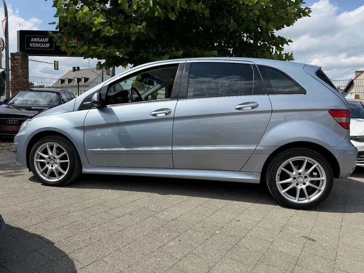 Mercedes-Benz B 170