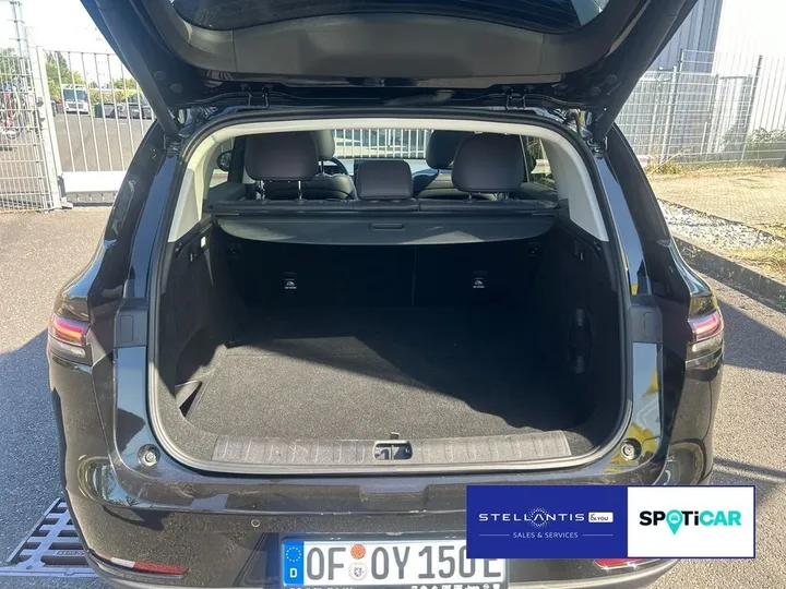 Leapmotor C10