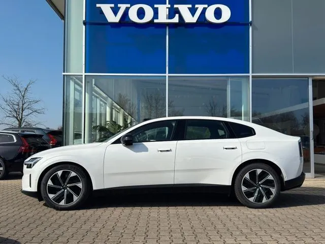 Volvo ES90