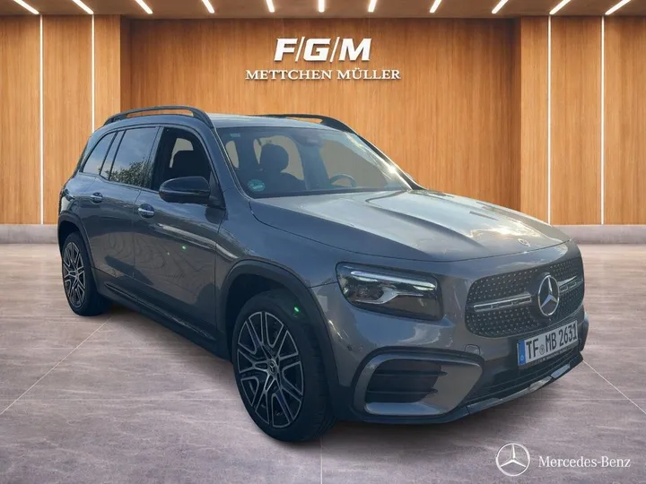 Mercedes-Benz GLB 200