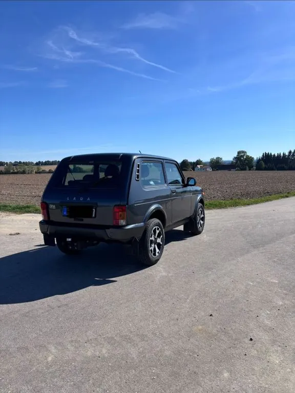 Lada Niva